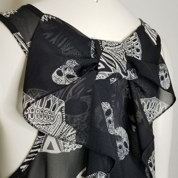 Live 4 Truth White Skull Print Black Sheer Sleeveless Back Bow Ruffle Top Size L - Picture 9 of 16